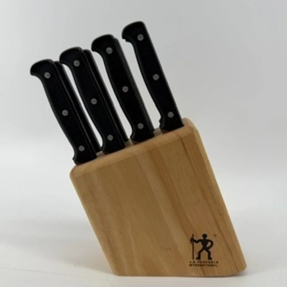 JA Henckels International EverSharp Pro 8 Piece Steak Knife Set with Wood Block